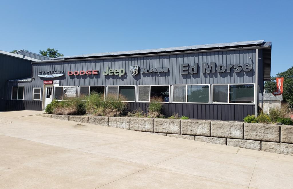 Dealership gallery photo 1